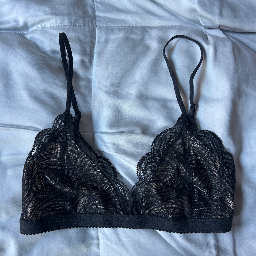 Aritzia Talula Monterey Lace Bralette